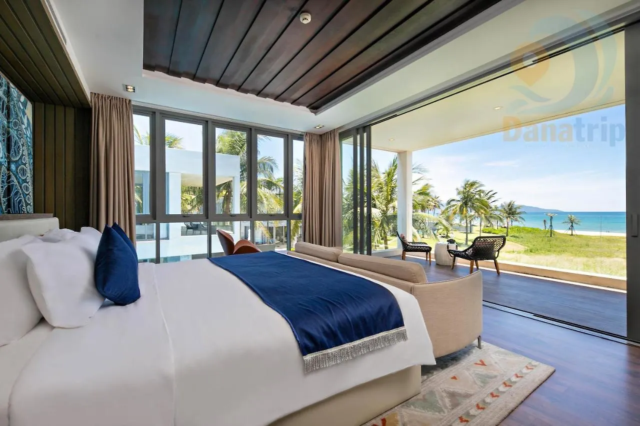 Deluxe Beach Villas By Danatrip 다낭
